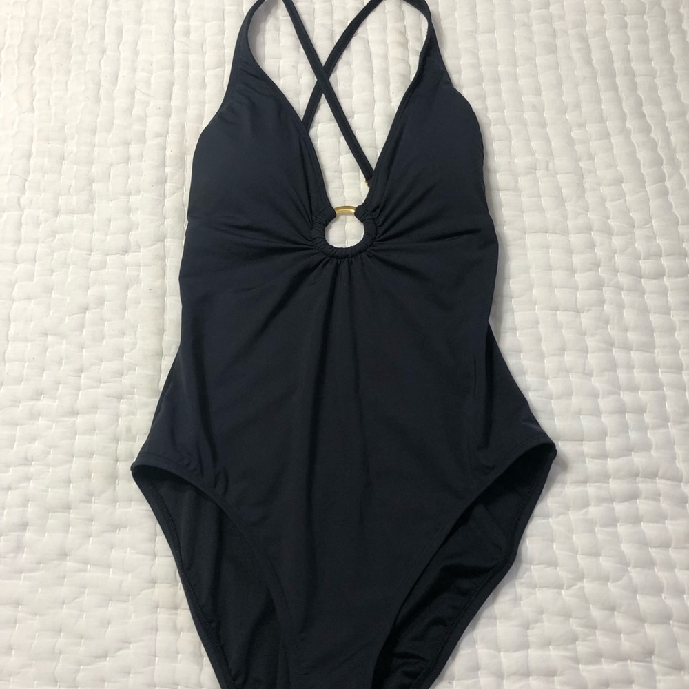 New BLEU plunge halter 1pc - black size 8